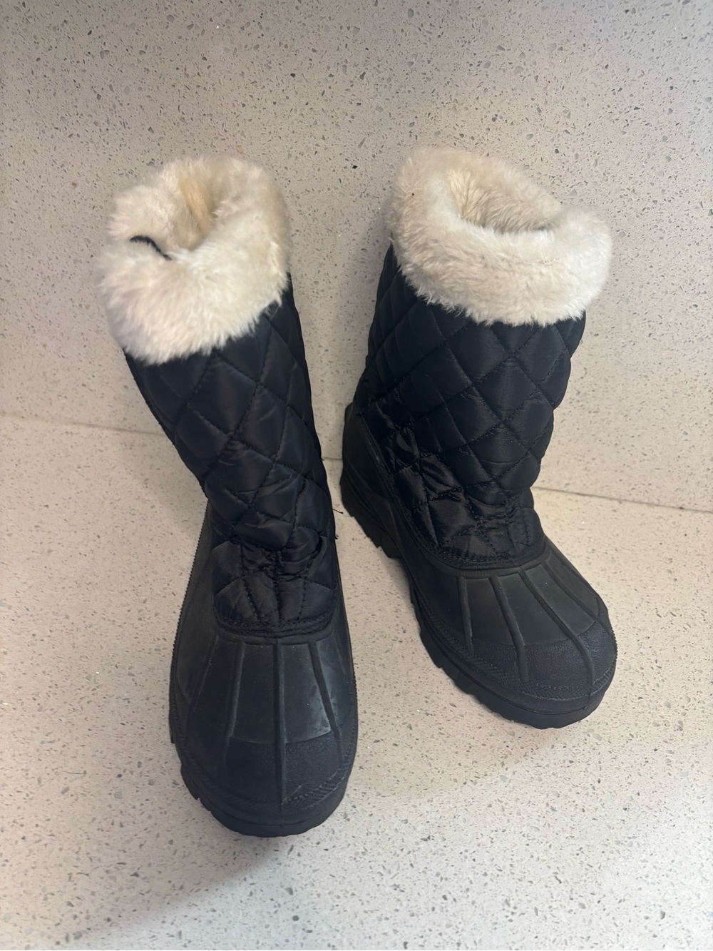 Girls size 4Y snow boots, #P1342 - Picture 2 of 6